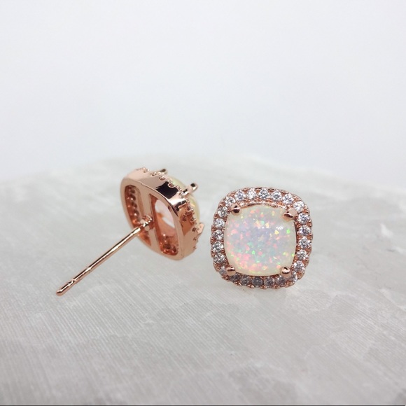 NEW 💎 18kt Rose Gold Fire Opal Halo Stud Earrings - Picture 5 of 5